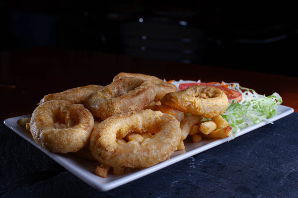 PLATO CALAMARES + PATATAS + BEBIDA - Imagen 5