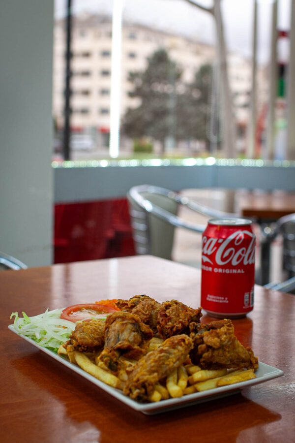 MENÚ POLLO FRITO + BEBIDA - Imagen 9